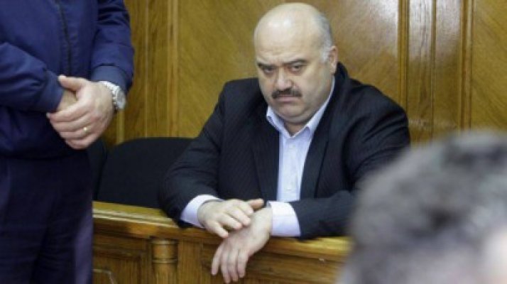 Paştele după gratii. Mai mulţi politicieni şi oameni de afaceri petrec Sărbătorile în închisoare